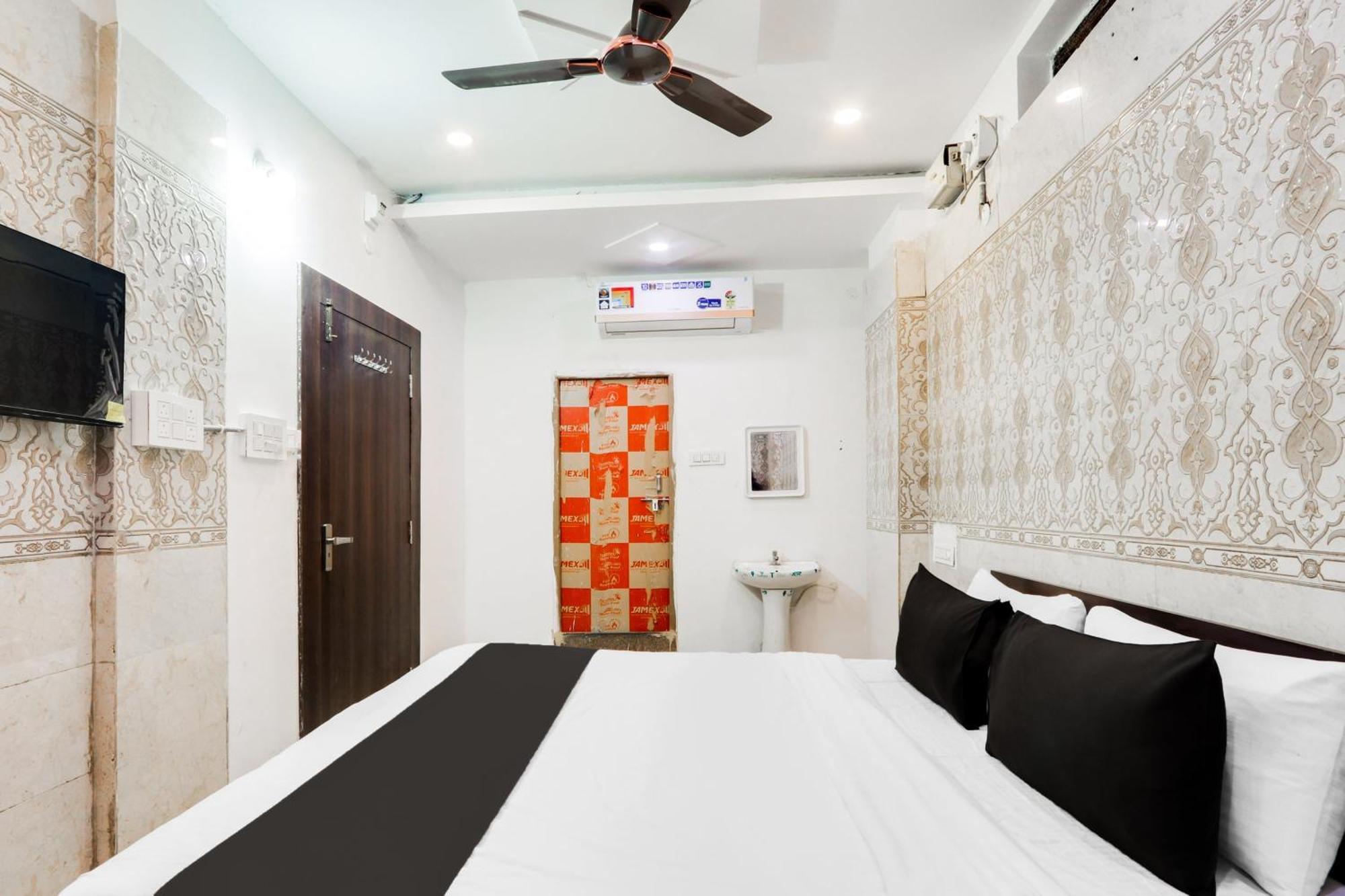 Hotel O City Inn Luxury Rooms Варангал Екстериор снимка